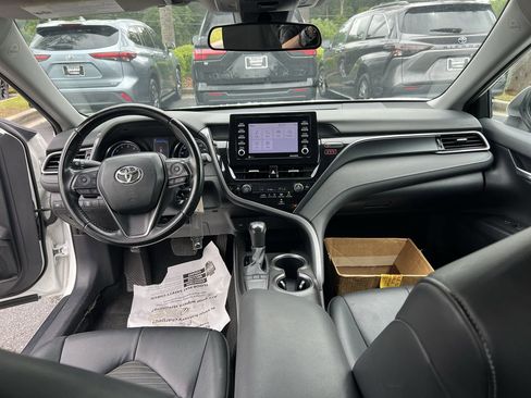 Used 2023 Toyota Camry SE FWD image 31