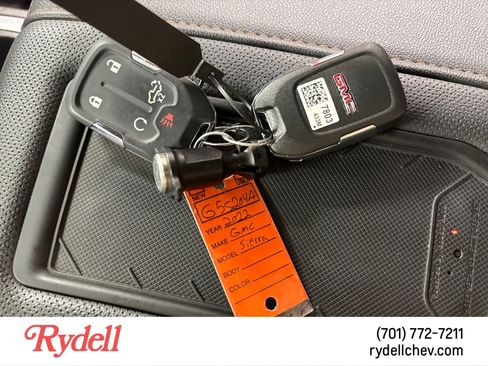 Used 2022 GMC Sierra 1500 AT4 w/ AT4 Preferred Package image 21
