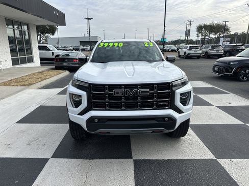 Used 2023 GMC Canyon AT4 w/ AT4 Premium Package image 2