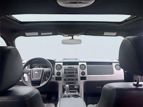 Used 2011 Ford F150 Raptor w/ Raptor Luxury Pkg image 21