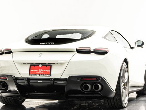 Used 2022 Ferrari Roma RWD image 9