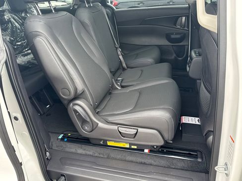 New 2026 Kia Carnival SX Prestige image 15