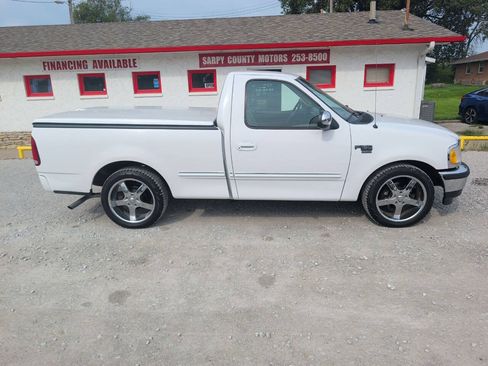 Used 1998 Ford F150 2WD Regular Cab image 2