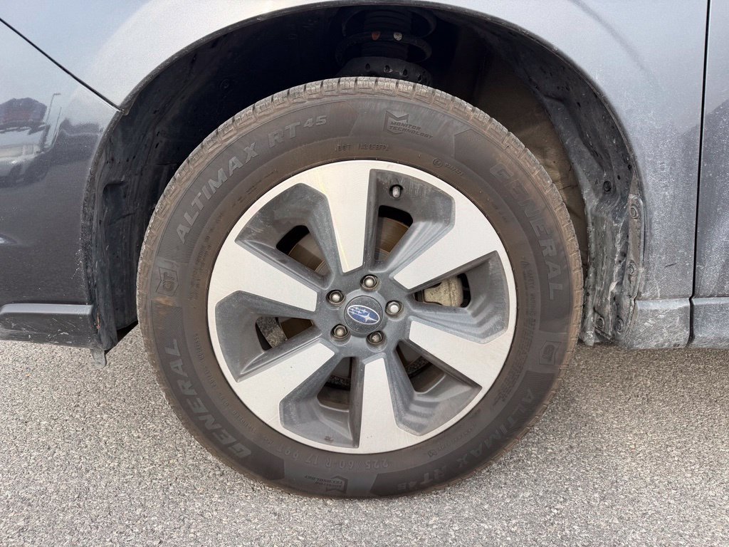 Used 2018 Subaru Forester 2.5i Premium AWD/4WD image 11