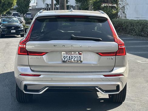 Certified 2025 Volvo XC60 T8 Plus w/ Climate Package image 5