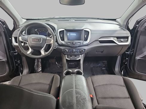 Used 2024 GMC Terrain SLE w/ Driver Convenience Package FWD image 11
