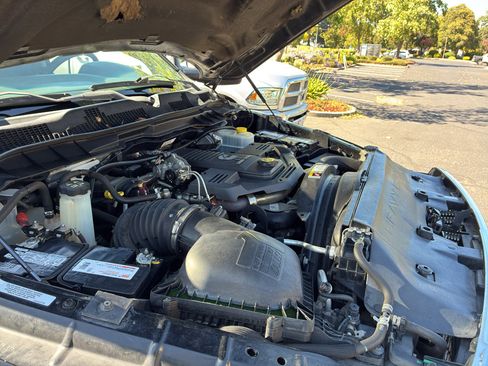 Used 2014 RAM 2500 Tradesman w/ Chrome Appearance Group AWD/4WD image 22