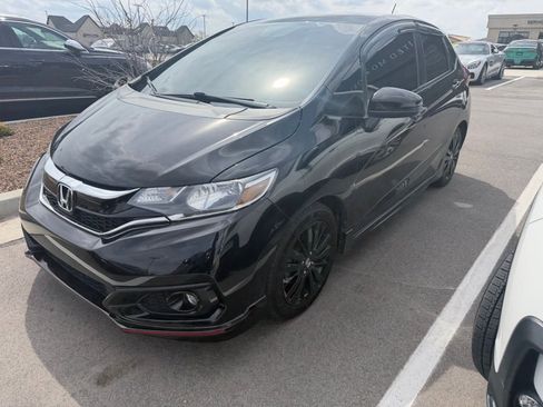 Used 2019 Honda Fit Sport image 2