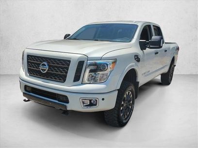 Used 2018 Nissan Titan PRO-4X w/ Pro-4x Convenience Package