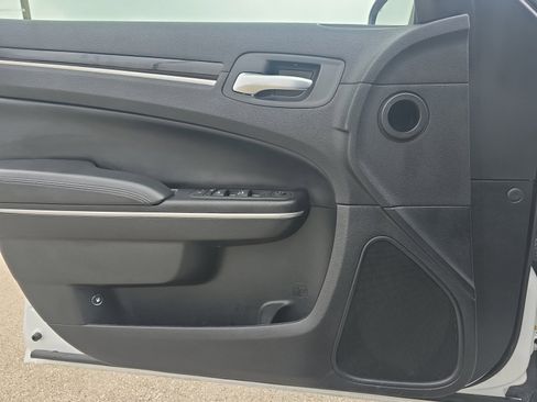Certified 2023 Chrysler 300 Touring RWD image 25