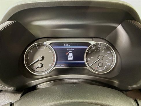 Certified 2025 Nissan Sentra SR image 17