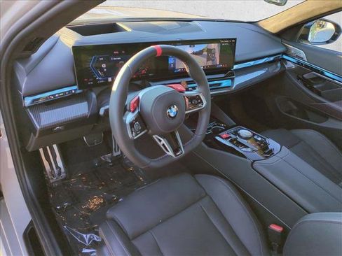 Certified 2026 BMW M5 w/ Carbon Package image 10