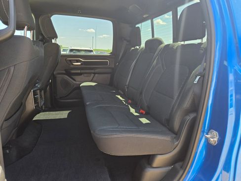 Used 2025 RAM 1500 Big Horn AWD/4WD image 9