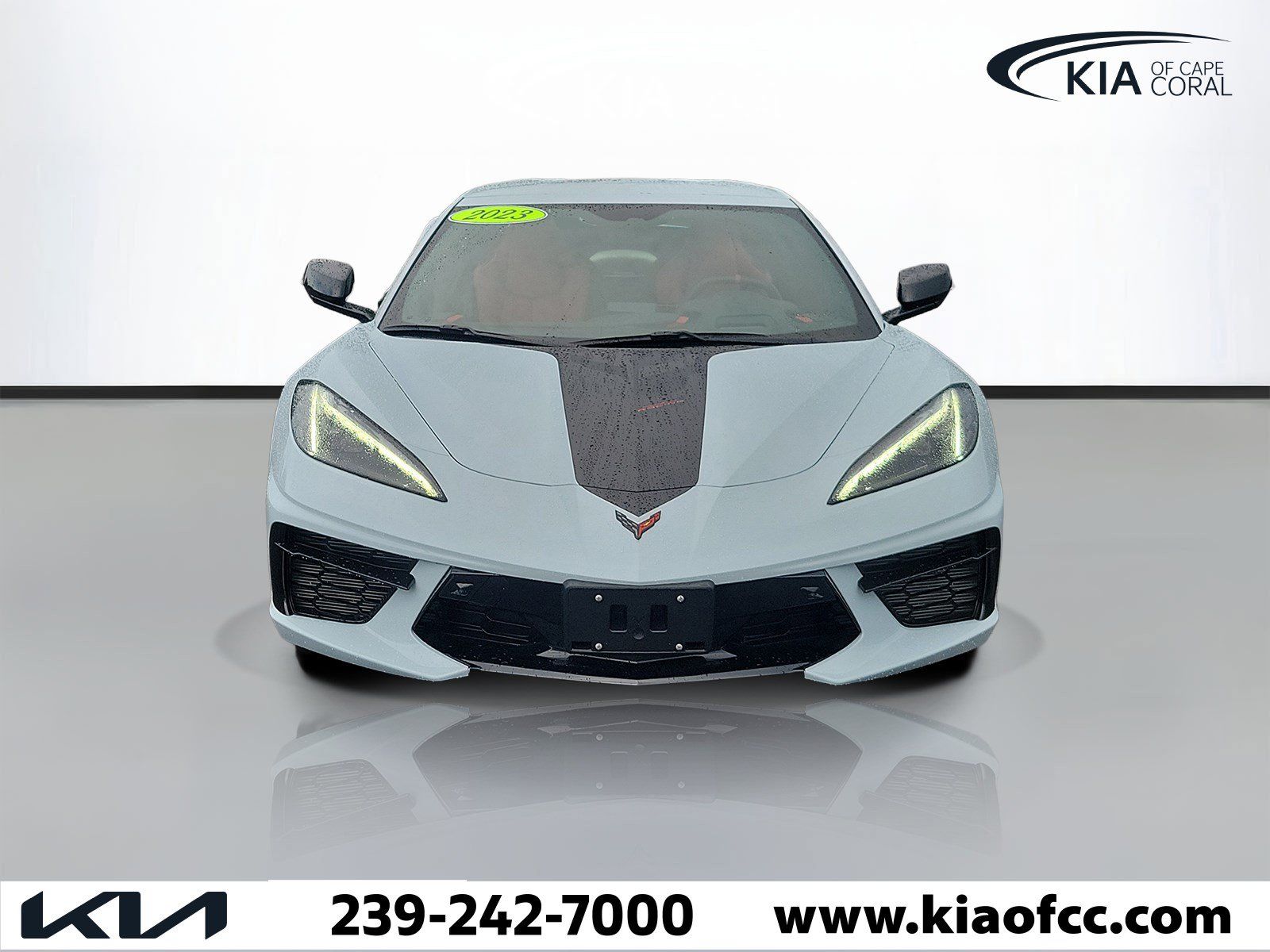 Used 2023 Chevrolet Corvette Stingray Preferred Conv RWD image 2