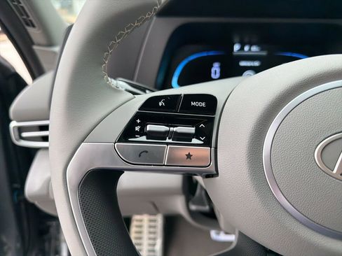 New 2026 Hyundai Elantra Sport FWD image 18