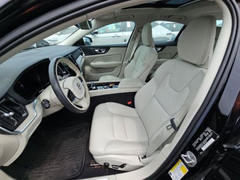 Used 2024 Volvo S60 B5 Plus w/ Climate Package AWD/4WD image 6