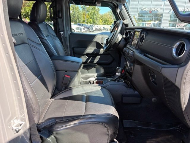 Used 2021 Jeep Gladiator Overland w/ Popular Equipment Package AWD/4WD image 24