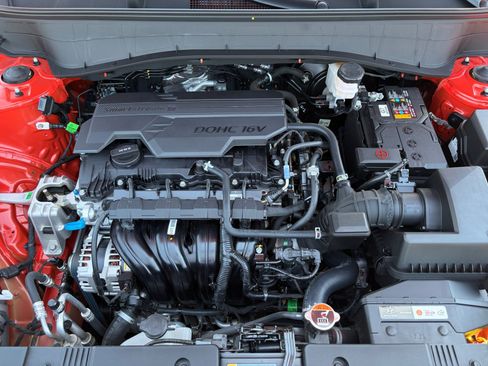 Certified 2025 Hyundai Kona SEL AWD/4WD image 21