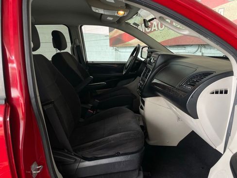 Used 2013 Dodge Grand Caravan SE image 14