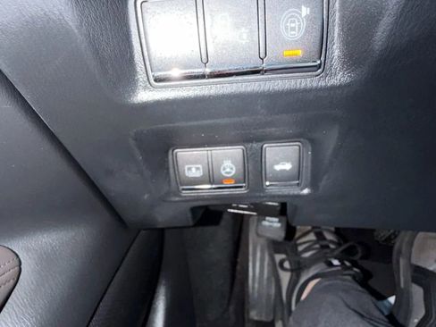 Used 2016 INFINITI Q70 L 3.7 w/ Deluxe Touring Package image 24