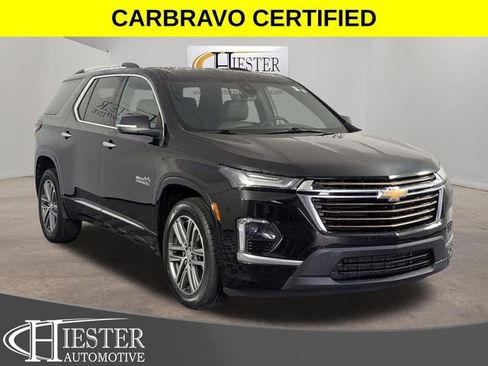 Certified 2023 Chevrolet Traverse High Country FWD image 1