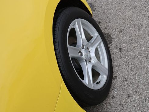 Used 2017 Chevrolet Camaro LT RWD image 57