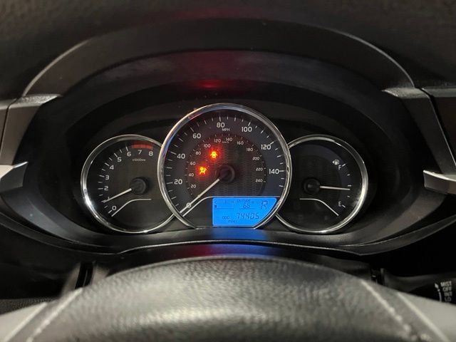 Used 2015 Toyota Corolla LE FWD image 27