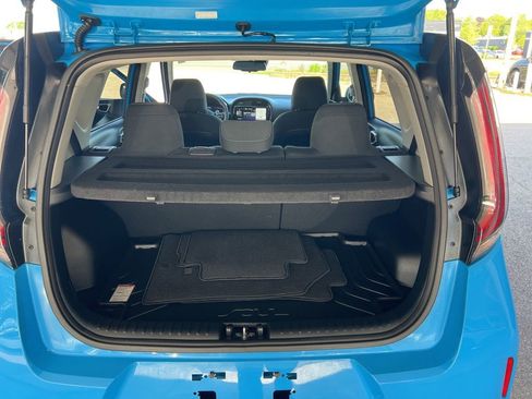Certified 2023 Kia Soul EX FWD image 11