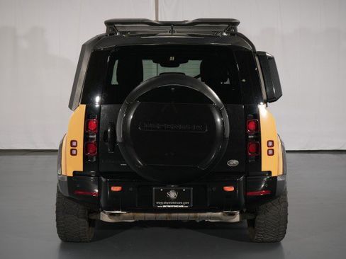Used 2023 Land Rover Defender 90 X-Dynamic SE AWD/4WD image 20