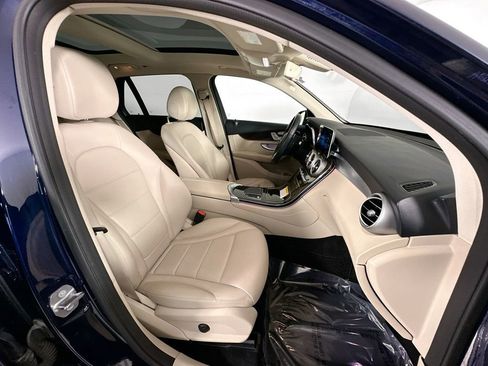 Used 2020 Mercedes-Benz GLC 300 4MATIC image 27