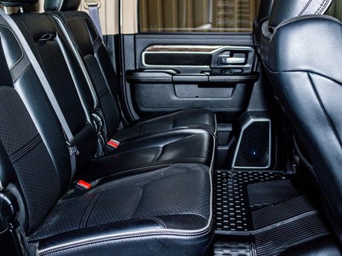 Used 2021 RAM 3500 Laramie image 29