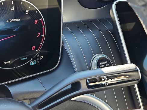 New 2026 Mercedes-Benz GLC 300 4MATIC image 11