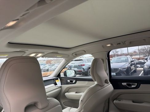 New 2026 Volvo XC60 B5 Ultra w/ Protection Package Premier image 8