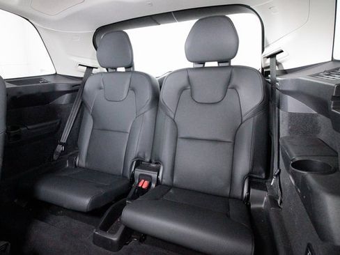 Certified 2023 Volvo XC90 B6 Plus w/ Protection Package Premier image 23