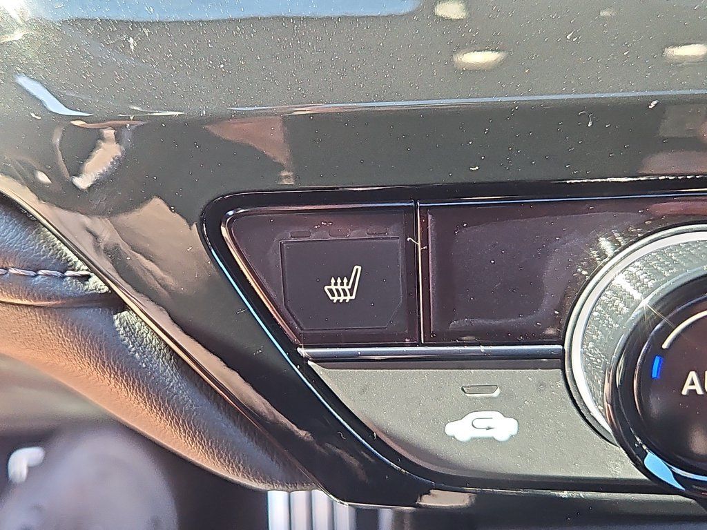 Used 2025 Honda Accord Sport image 18