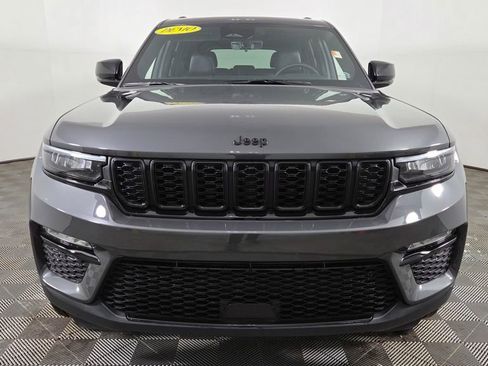 New 2025 Jeep Grand Cherokee Limited w/ Black Appearance Package image 2