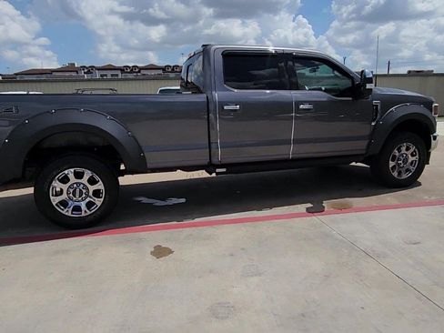 Used 2021 Ford F350 Lariat w/ Chrome Package AWD/4WD image 9