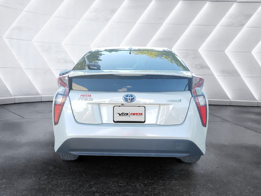 Used 2016 Toyota Prius Four FWD image 5