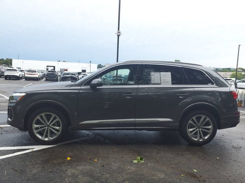 Used 2025 Audi Q7 3.0T Premium Plus AWD/4WD image 4