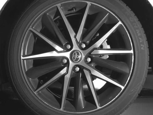 Used 2024 Toyota Camry SE image 14