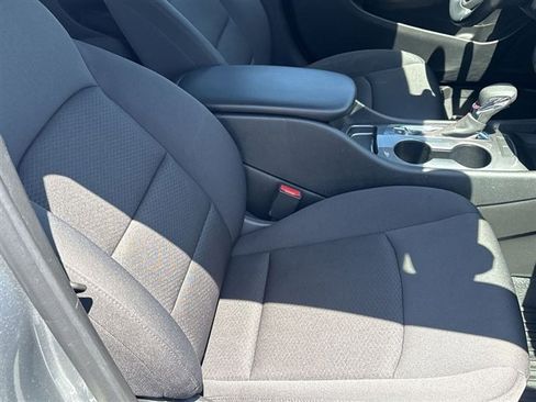 Used 2023 Chevrolet Malibu RS FWD image 26