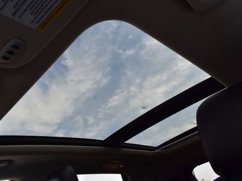 Used 2024 Ford Edge SEL w/ Convenience Package image 33