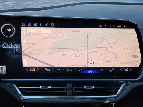 New 2026 Chevrolet Equinox EV LT image 12