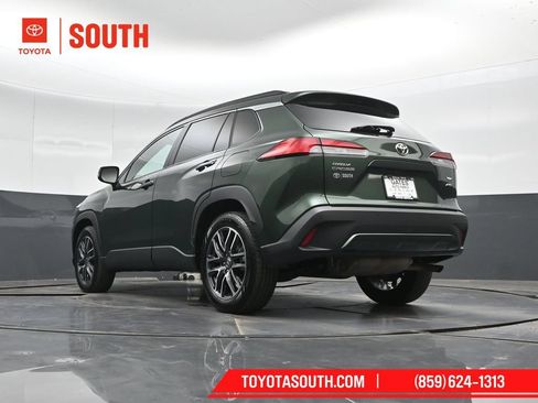 Used 2026 Toyota Corolla Cross XLE AWD/4WD image 43