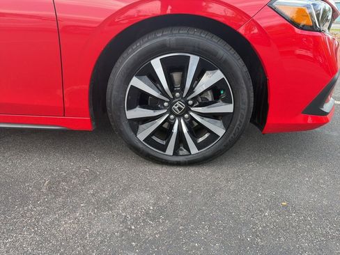 Certified 2024 Honda Civic EX-L image 33