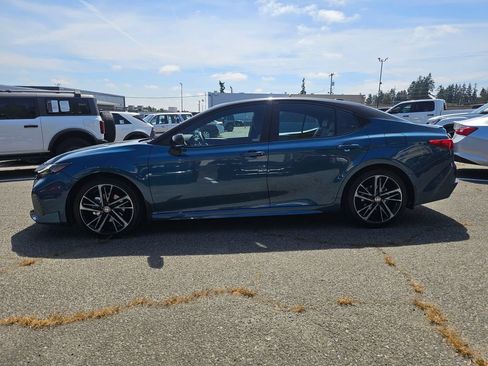 Used 2026 Toyota Camry XSE w/ Premium Plus Package AWD/4WD image 4