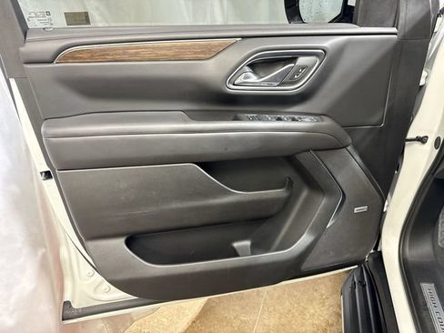 Certified 2024 Chevrolet Tahoe High Country w/ Advanced Technology Package AWD/4WD image 27