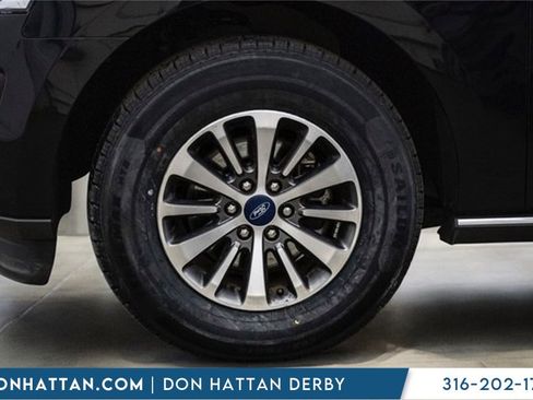 Used 2021 Ford Expedition Limited image 47