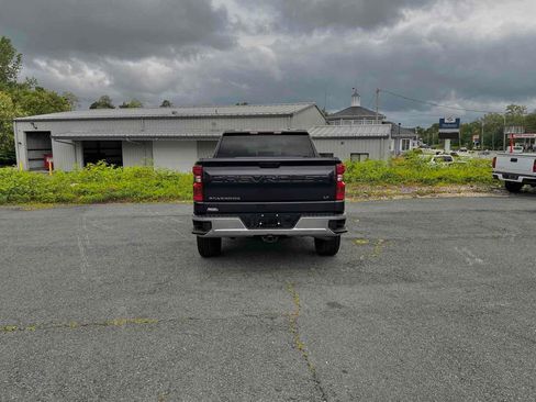 Used 2022 Chevrolet Silverado 1500 LT image 6