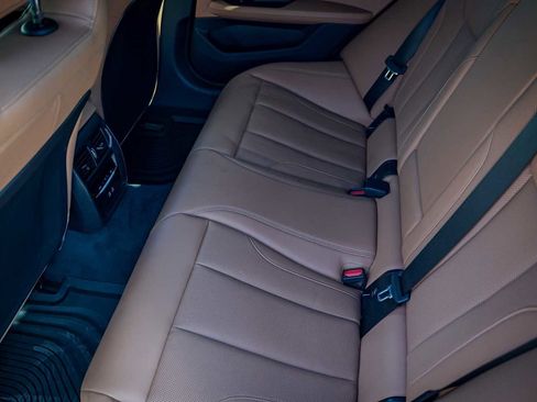 Used 2025 BMW i4 xDrive40i w/ Premium Package image 28